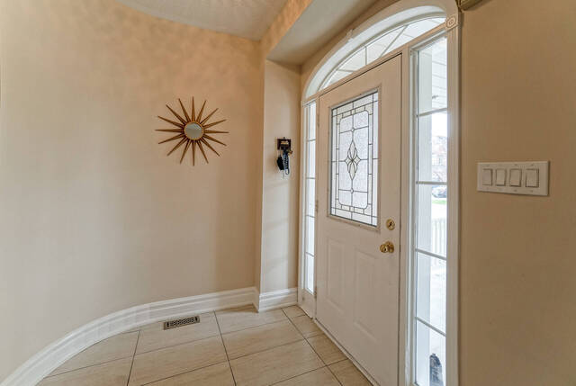 7057 Gooderham Estate Boulevard, Mississauga - photo 5