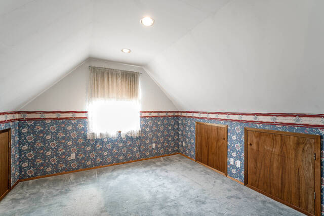 102 Stayner Avenue, North York - photo 34