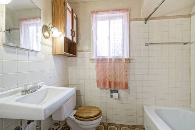 102 Stayner Avenue, North York - photo 39