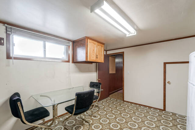 102 Stayner Avenue, North York - photo 47