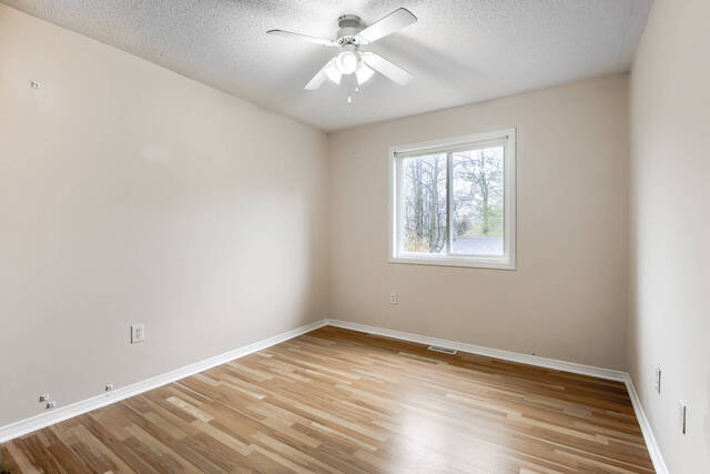 262 Spruce Street, Stayner - photo 21