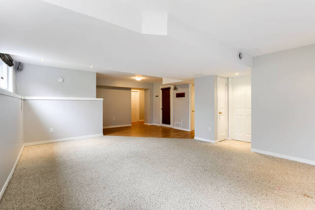 262 Spruce Street, Stayner - photo 28