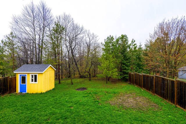262 Spruce Street, Stayner - photo 40