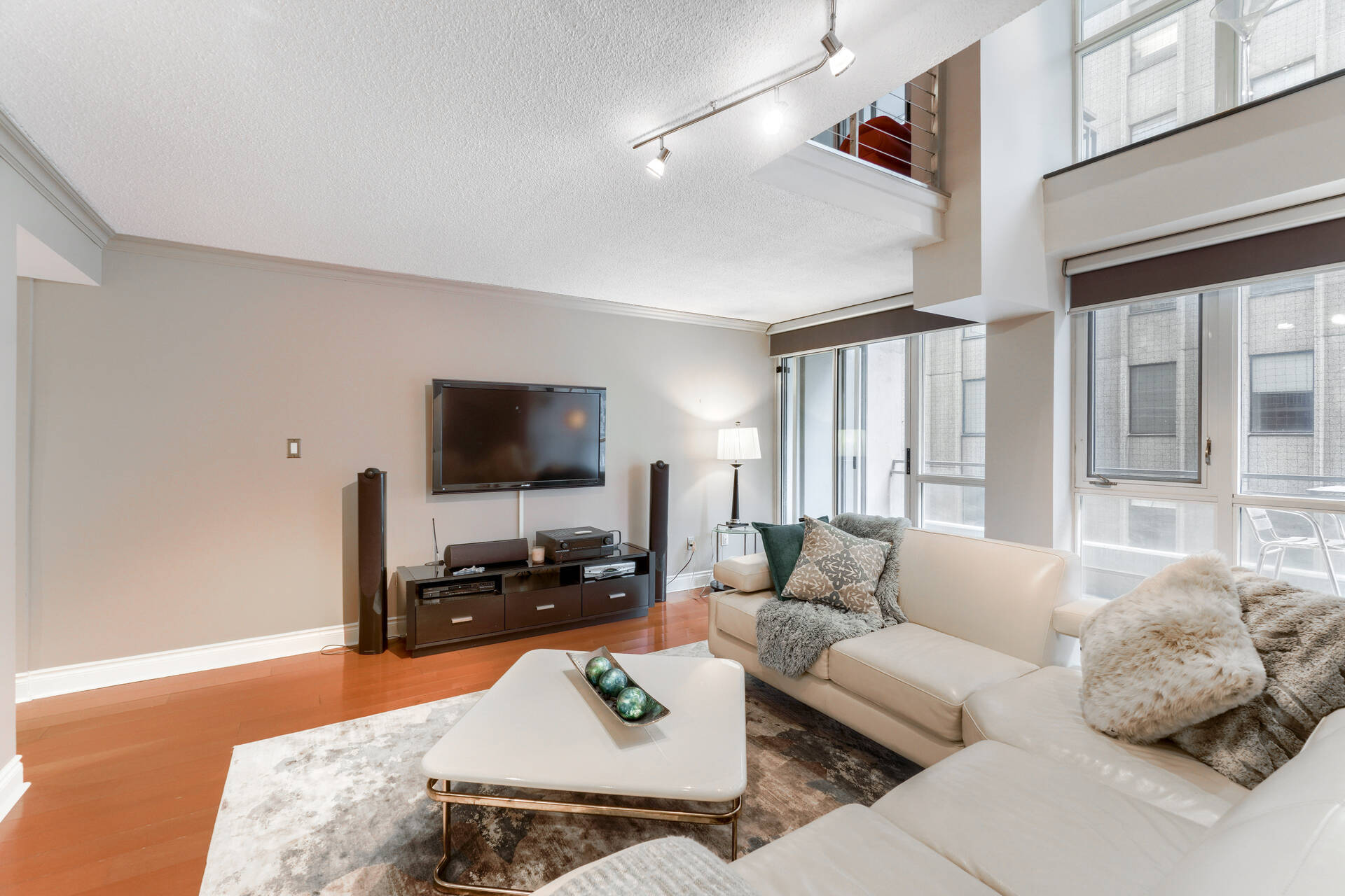 #704-80 Cumberland Street, Toronto - photo 19
