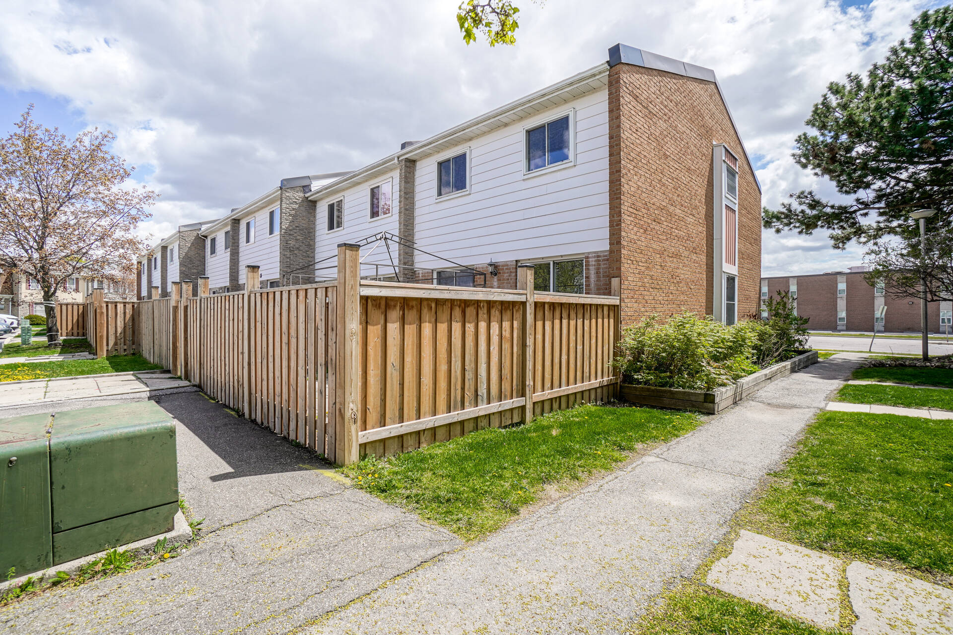 #38-1020 Central Park Drive, Brampton - photo 35