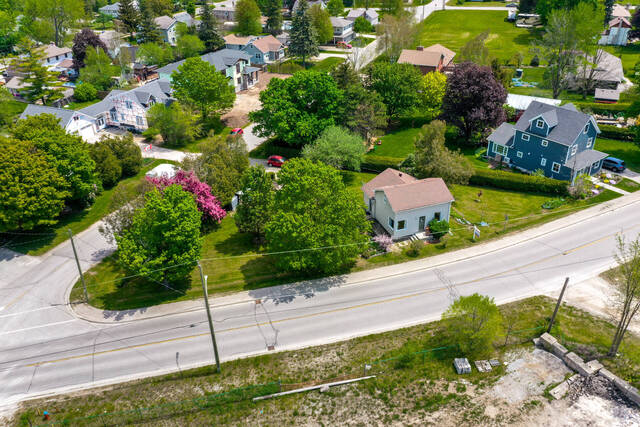 14 Wildwood Road, Halton Hills - photo 2