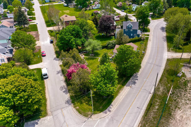 14 Wildwood Road, Halton Hills - photo 5