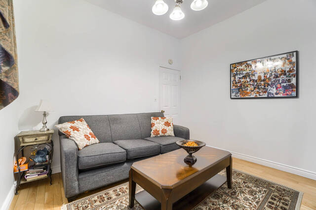 541 Ossington Avenue, Toronto - photo 14