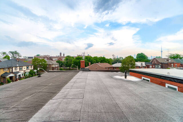 541 Ossington Avenue, Toronto - photo 42