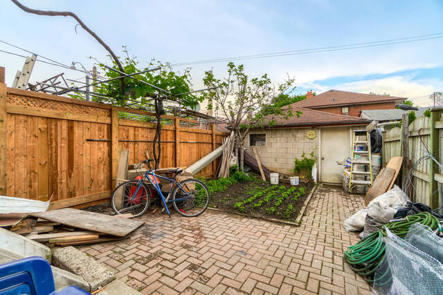 541 Ossington Avenue, Toronto - photo 53