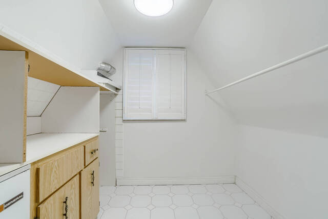 541 Ossington Avenue, Toronto - photo 40