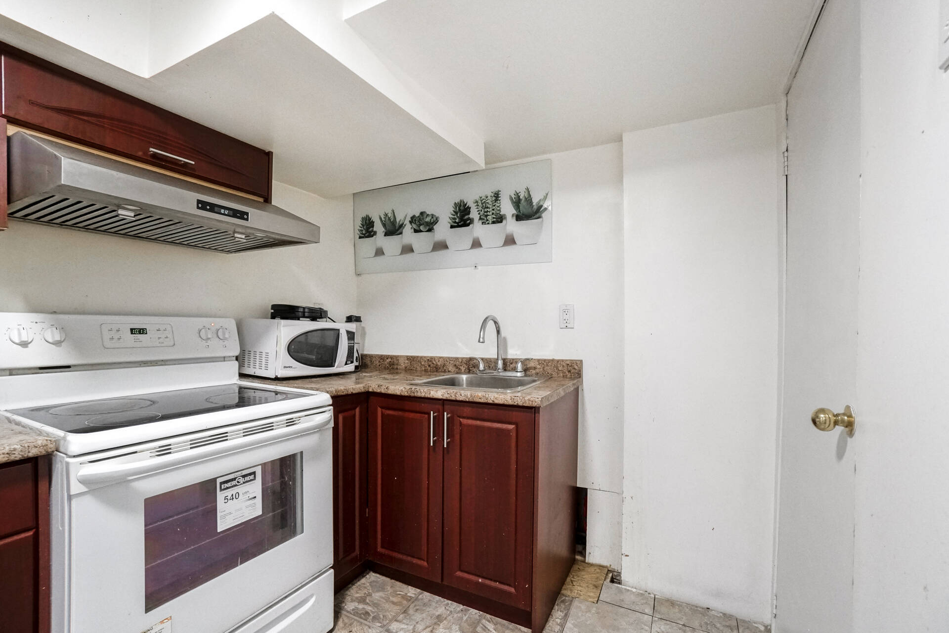 2050162