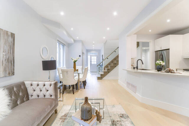 24 Maurice Coulter Mews, North York - photo 11