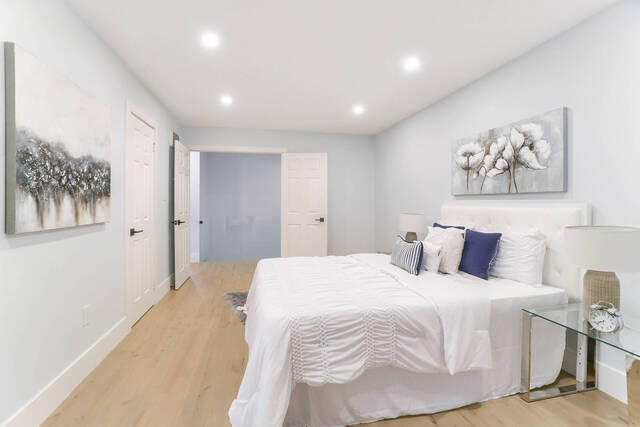 24 Maurice Coulter Mews, North York - photo 21