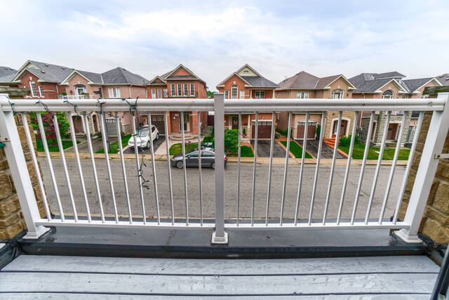 24 Maurice Coulter Mews, North York - photo 26