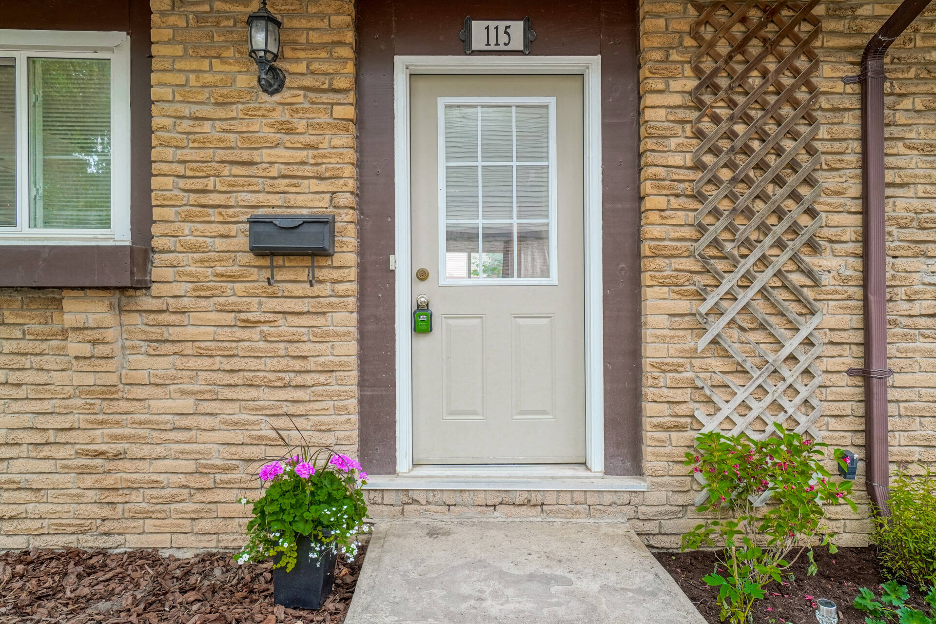 #115-45 Hansen Road North, Brampton - photo 4