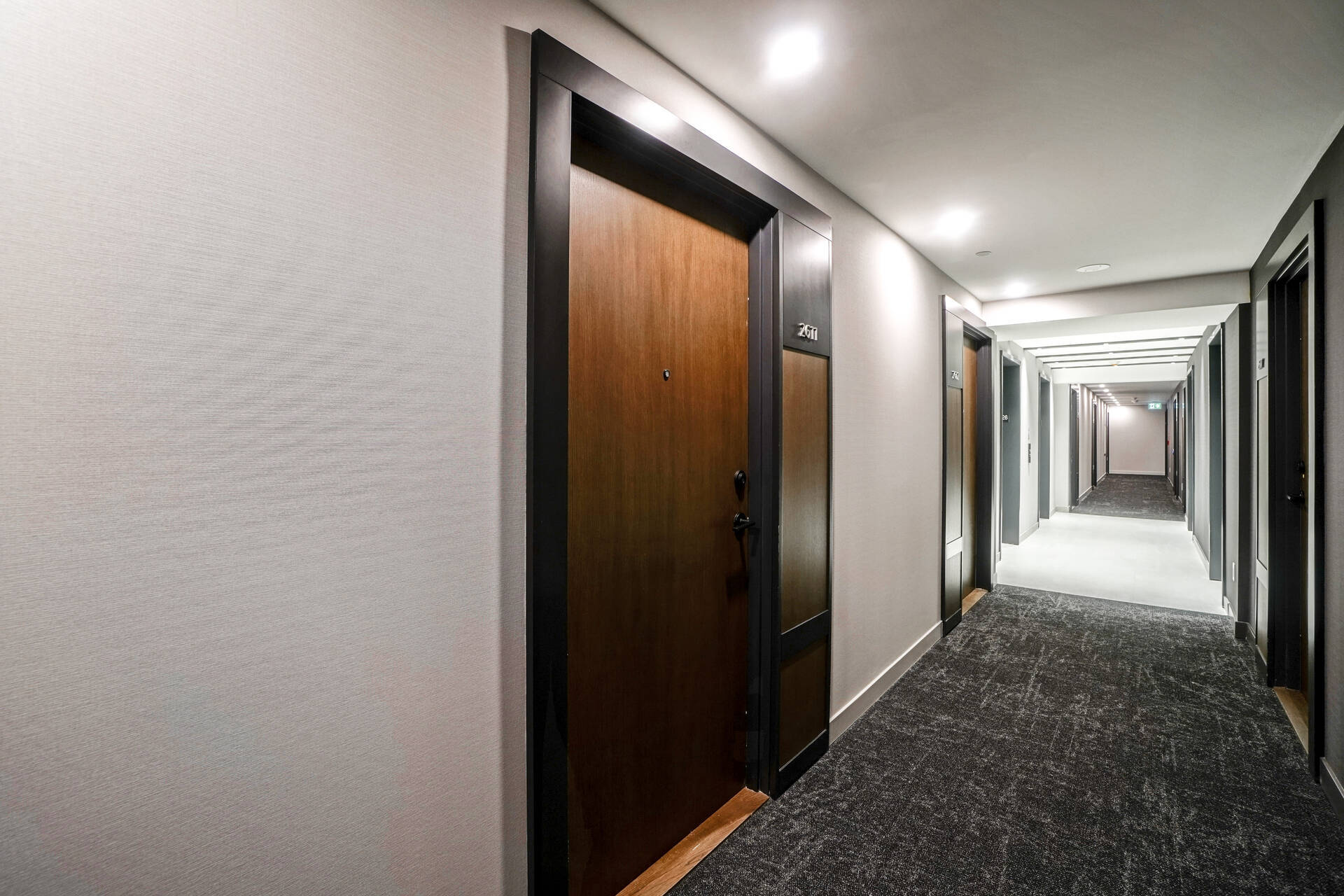 #2611-4065 Confederation Pkwy, Mississauga - photo 3