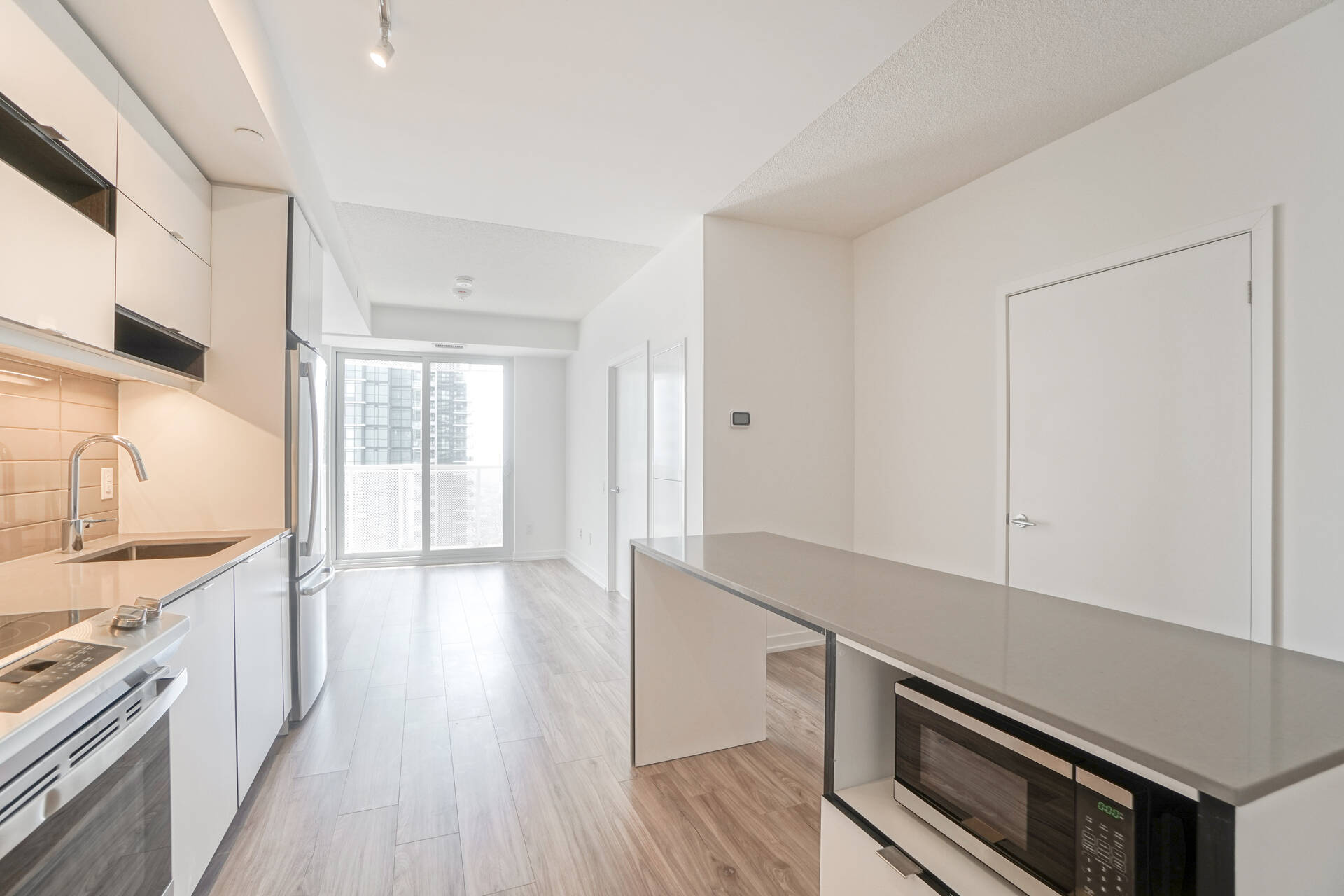 #2611-4065 Confederation Pkwy, Mississauga - photo 10
