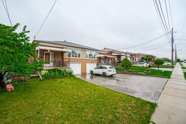 62 Spenvalley Drive, Toronto - photo 4