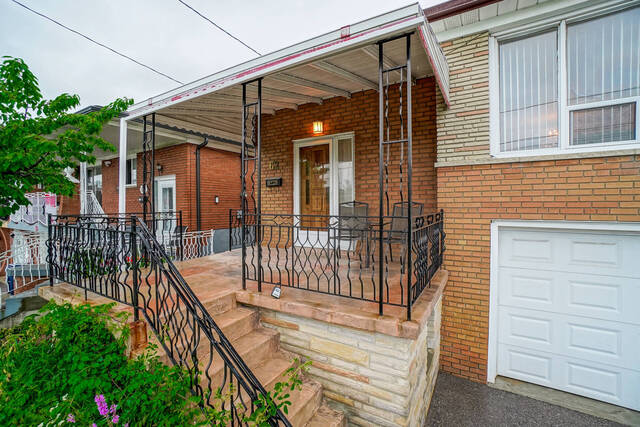 62 Spenvalley Drive, Toronto - photo 5
