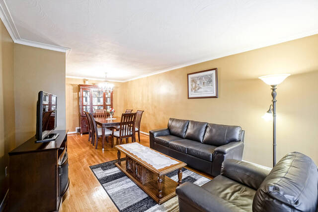 62 Spenvalley Drive, Toronto - photo 17