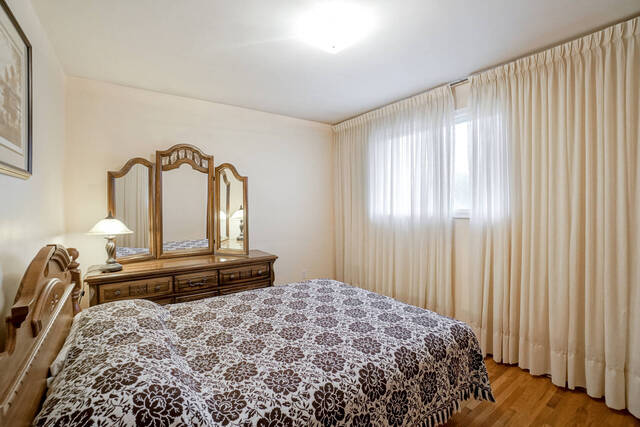 62 Spenvalley Drive, Toronto - photo 24