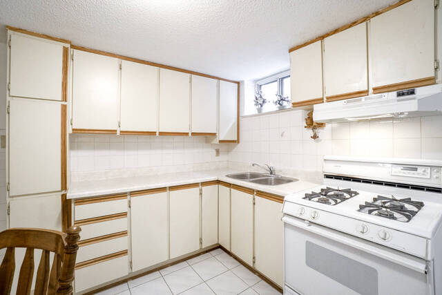 62 Spenvalley Drive, Toronto - photo 32