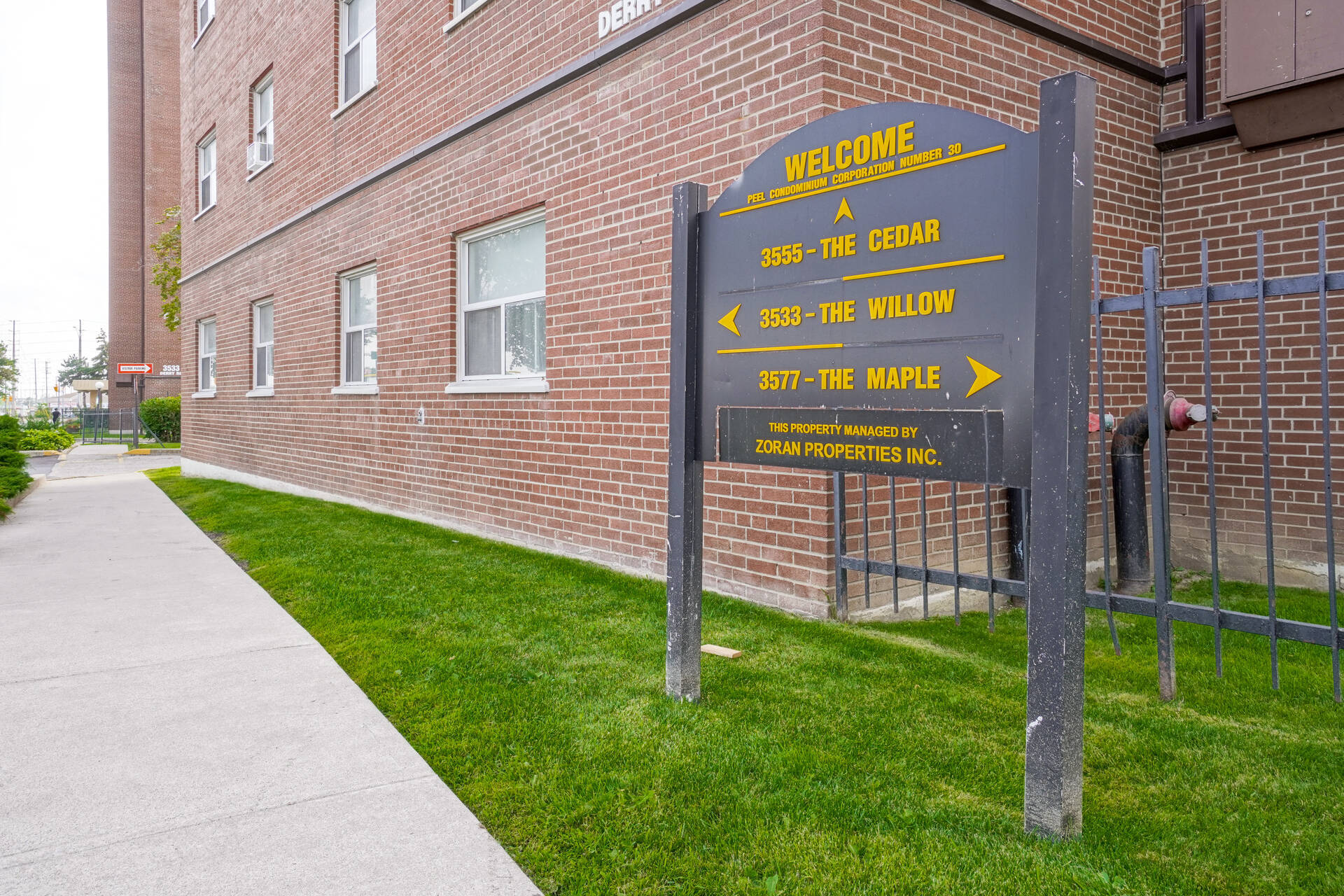 10063533 Derry Road East, Mississauga Realmedia Tours