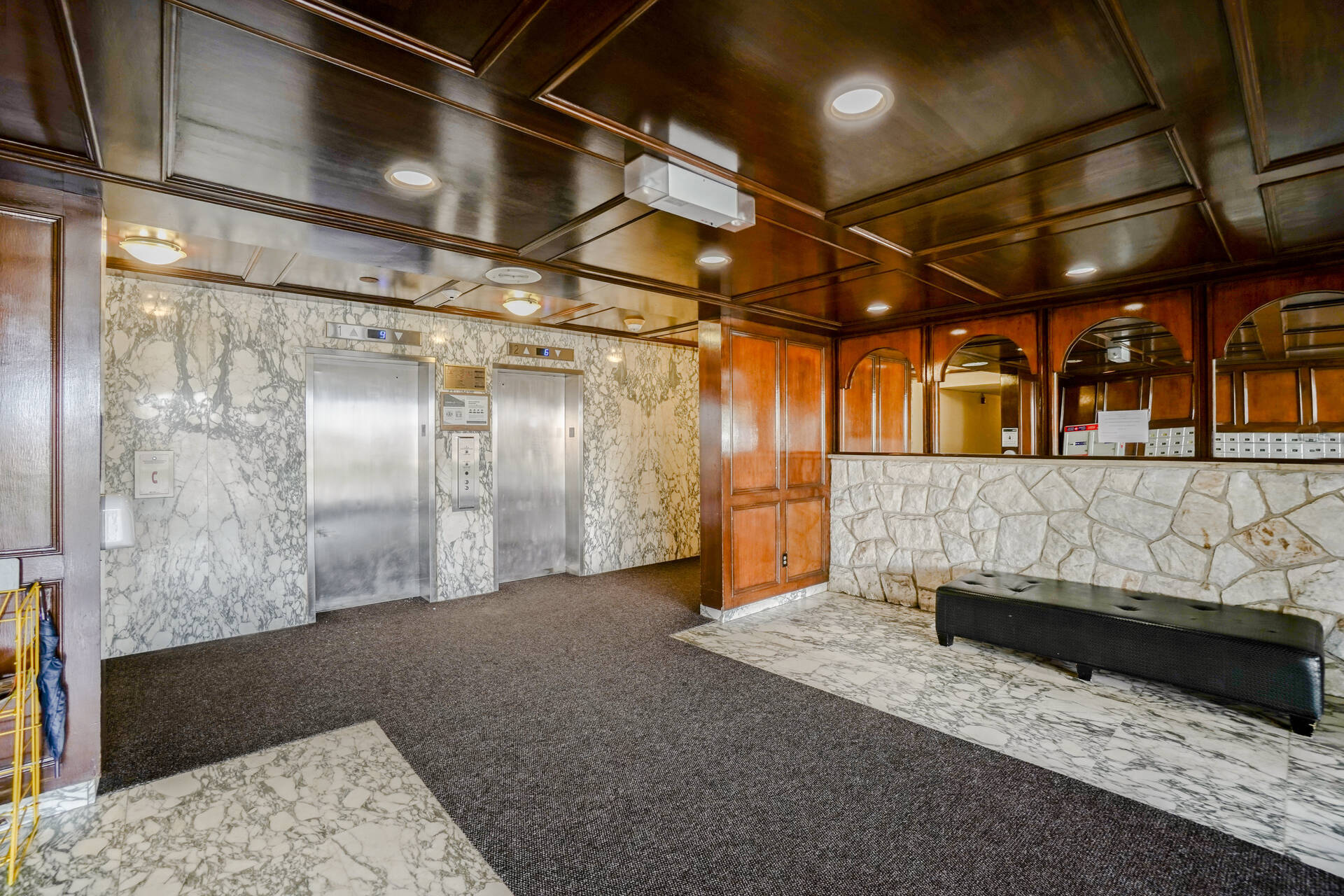 10063533 Derry Road East, Mississauga Realmedia Tours