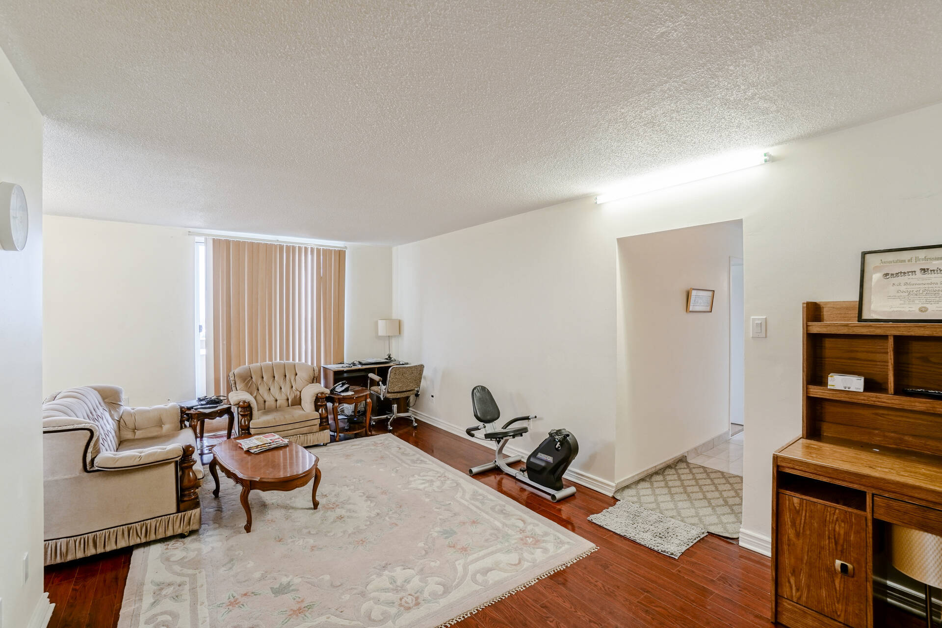 10063533 Derry Road East, Mississauga Realmedia Tours