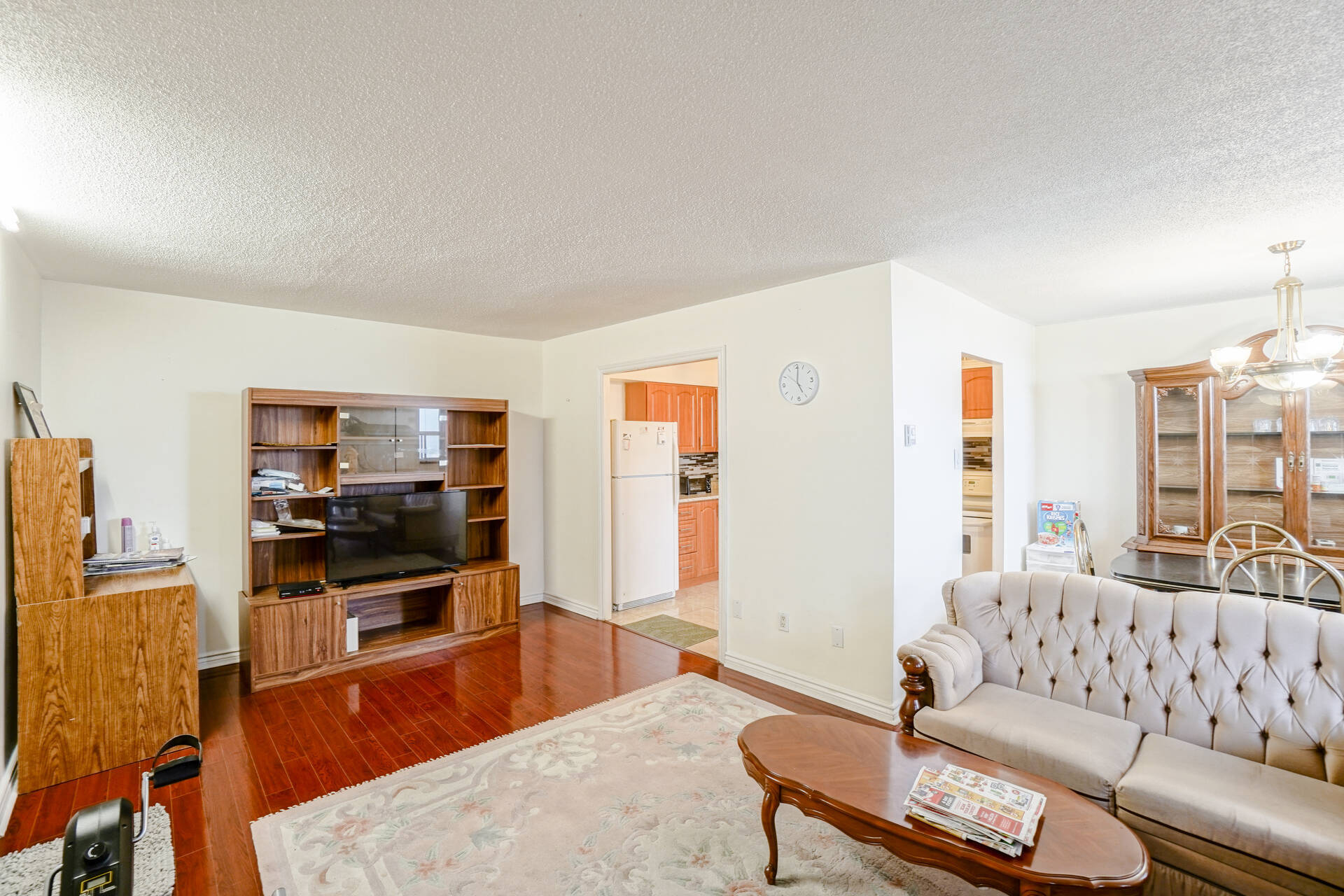 10063533 Derry Road East by Olla Qita and Simon Kellu