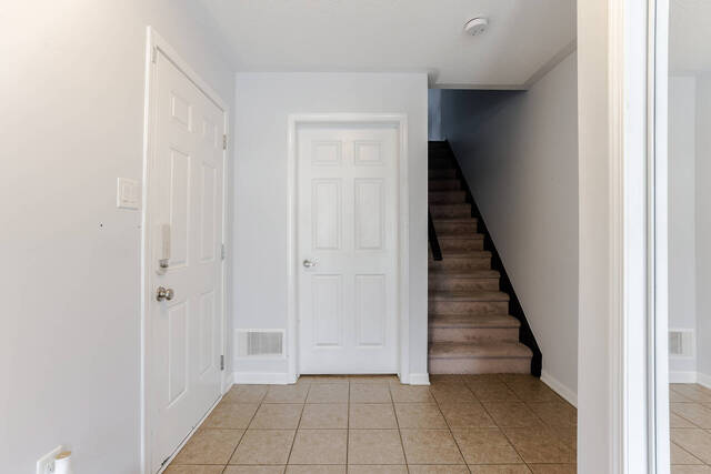 31 Suitor Court, Milton - photo 6