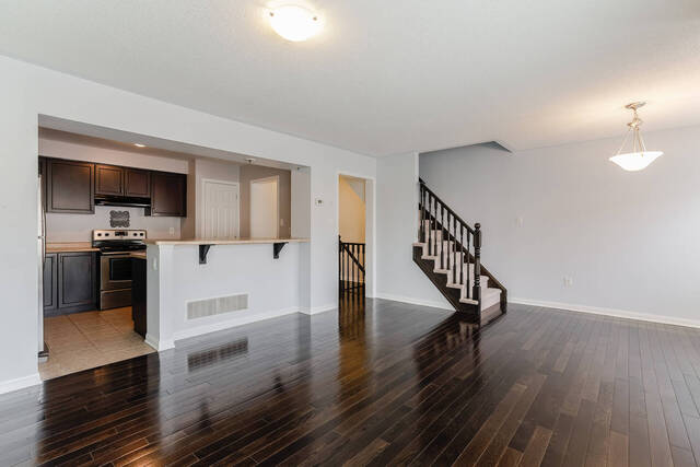 31 Suitor Court, Milton - photo 12
