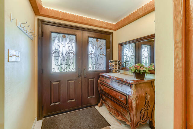 187 Falstaff Avenue, North York - photo 9