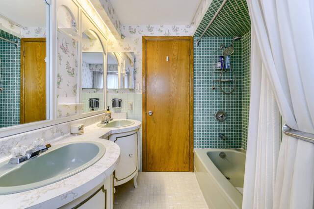 187 Falstaff Avenue, North York - photo 31