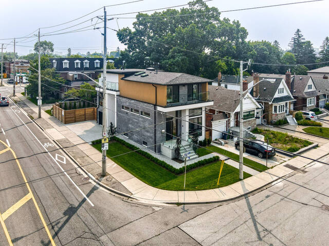 39 Lankin Boulevard, Toronto - photo 7