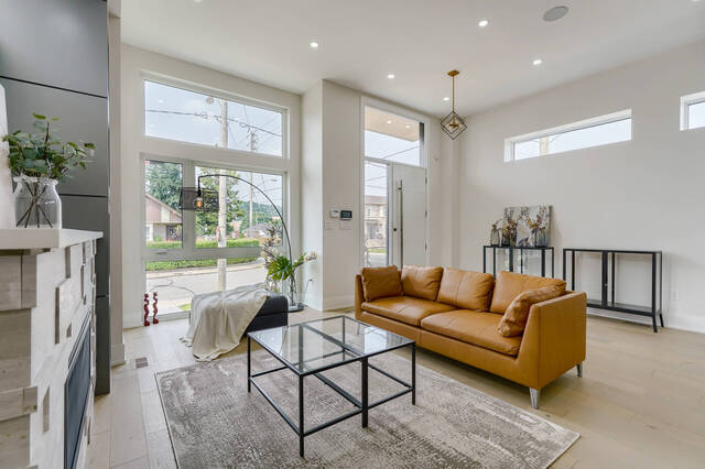39 Lankin Boulevard, Toronto - photo 21