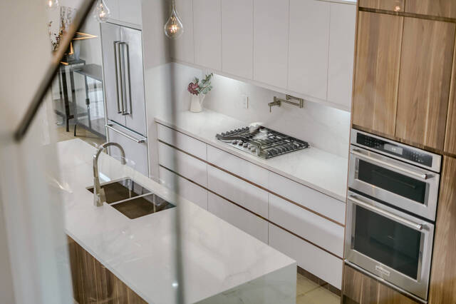 39 Lankin Boulevard, Toronto - photo 32