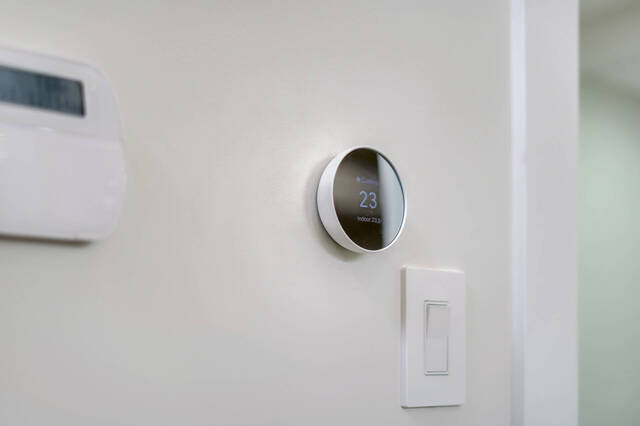 39 Lankin Boulevard, Toronto - photo 40