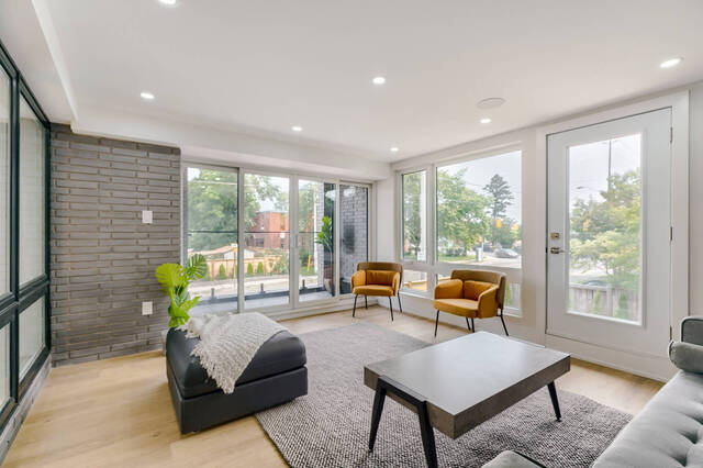 39 Lankin Boulevard, Toronto - photo 41