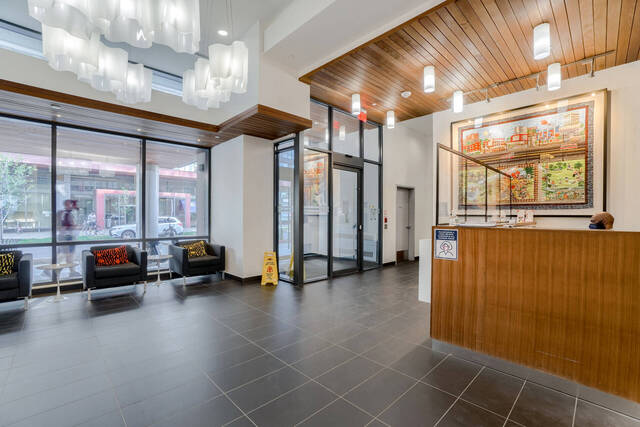 #1810-225 Sackville Street, Toronto - photo 3