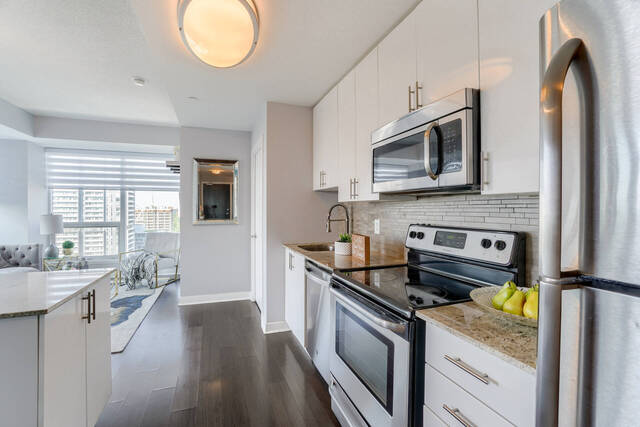 #1810-225 Sackville Street, Toronto - photo 13