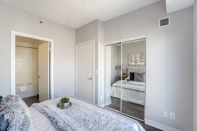 #1810-225 Sackville Street, Toronto - photo 24